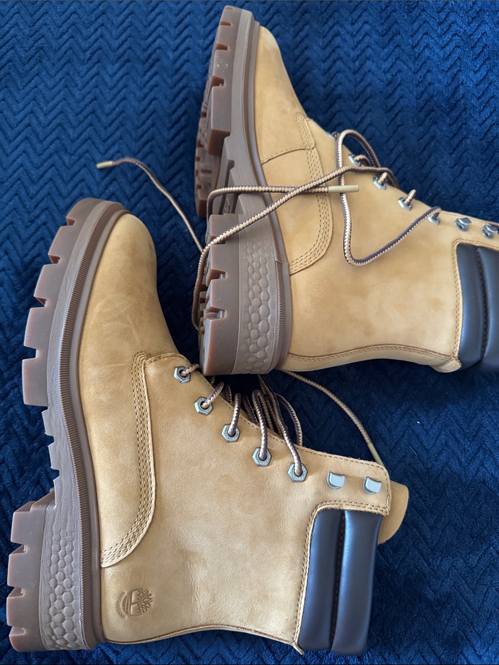 Timberland Women’s Wheat Nubuck Lug Boots